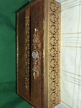 Vintage Gold Tissue Box Cover
